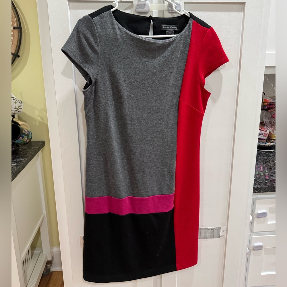 Jessica Howard Gray, Red & Pink Colorblock Midi Dress